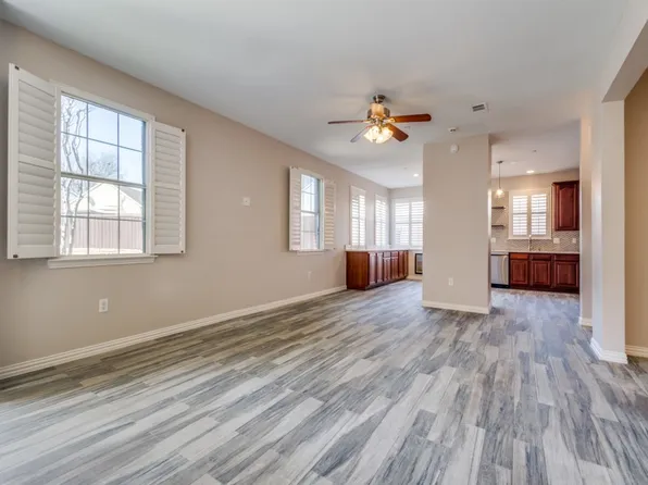 265 Bexar Dr, Lewisville, TX 75067