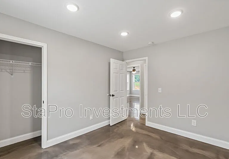 73 McMurtry Rd — Photo 4