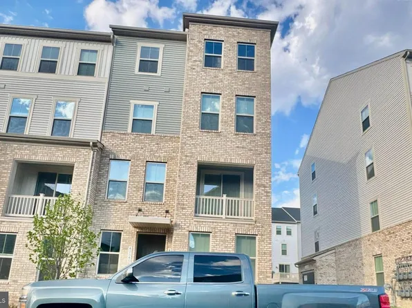 42548 Invergordon Ter, Sterling, VA 20166