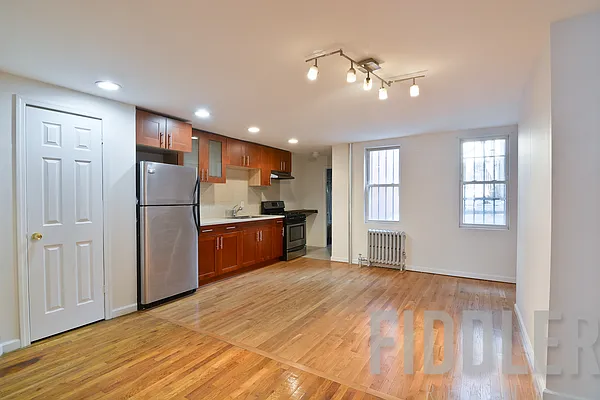 Rented by Fiddler Realty | media 11