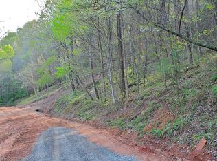 212 Cisco Rd, Asheville, NC 28805