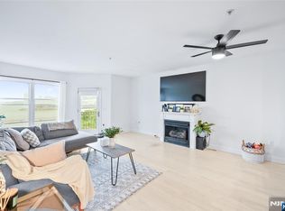 319 The Promenade, Edgewater, NJ 07020