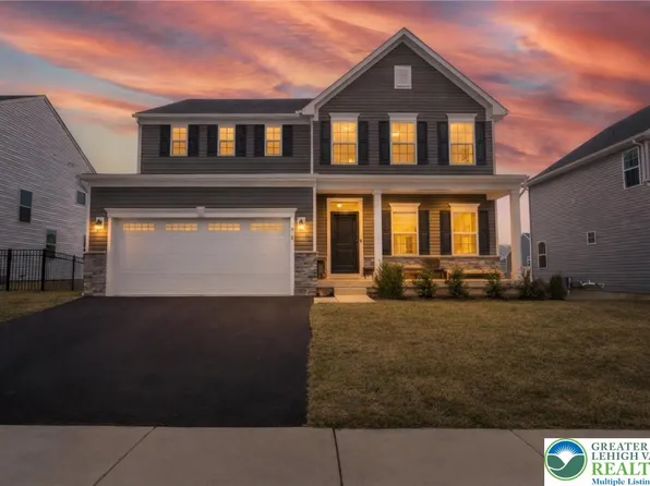 820 Hendon Ln N, Catasauqua, PA 18032