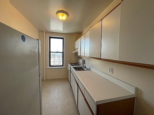 1st image of 31-77 32nd St #5C