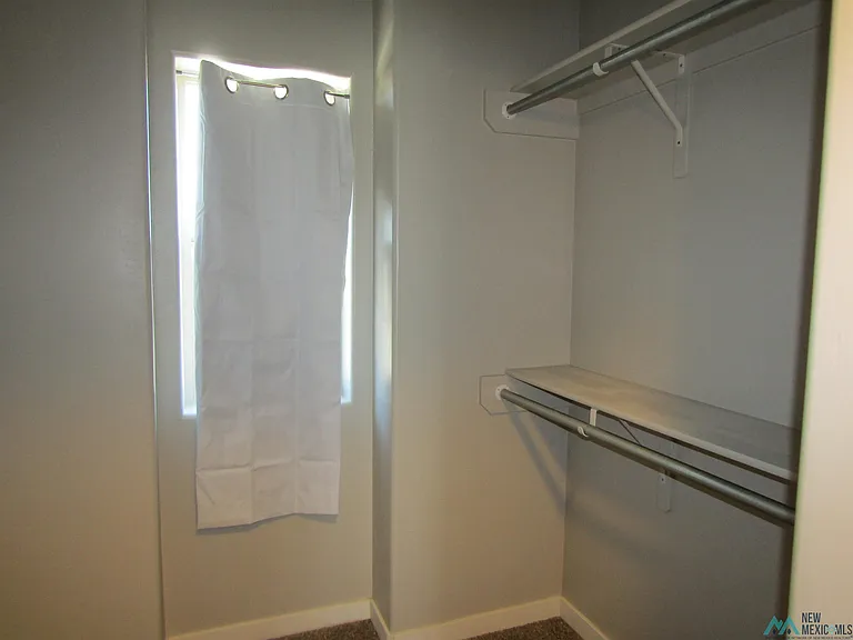 2404 W Briscoe Ave — Photo 26