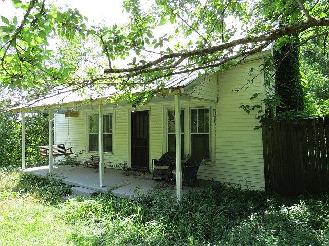 1st image of 200 Hardy Rd