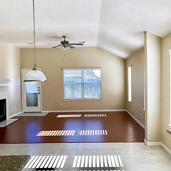30318 Emerson Creek Dr — Photo 9