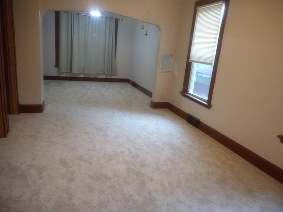 3rd image of 577 Brunson St #1