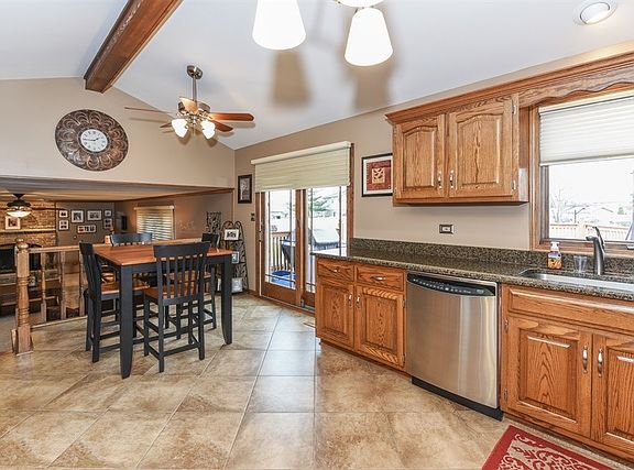 5th image of 9309 Bayberry Ln
