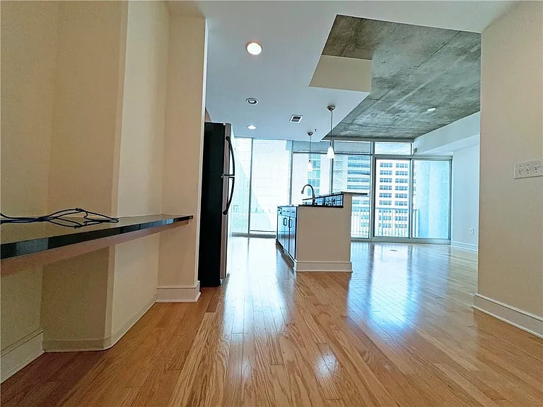 44 Peachtree Pl NW #929 — Photo 3