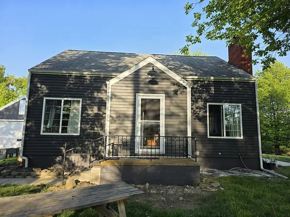 13851 Hillsdale Rd, Camden, MI 49232