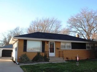 5319 N 106th St, Milwaukee, WI 53225