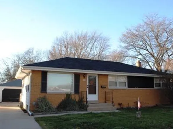 5319 N 106th St, Milwaukee, WI 53225