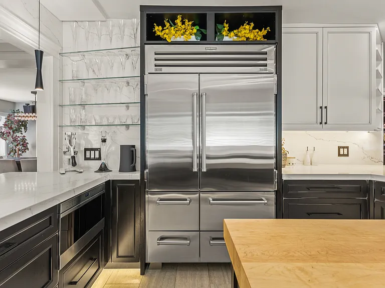 Sub Zero Refrigerator