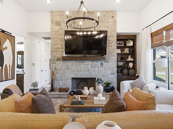 4th image of 172 Rain Dance Trl