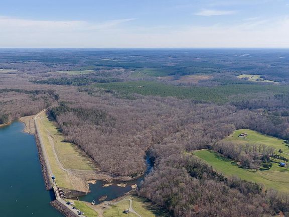 4th image of Arritt Rd