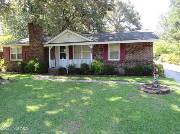 1315 Coward Lane, Grimesland, NC 27837