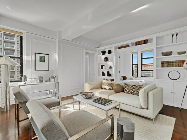 41 West 96th Street image 1 of 11