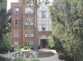 432 N Park Blvd APT 1, Glen Ellyn, IL 60137