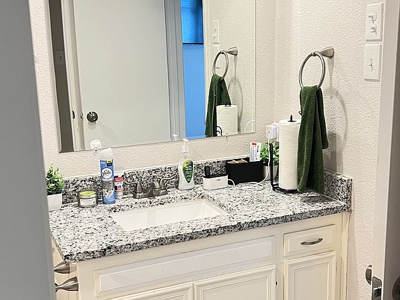 5th image of 2214 Brigadoon Ct