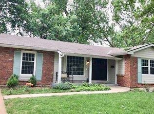 10015 W 92nd Pl, Overland Park, KS 66212