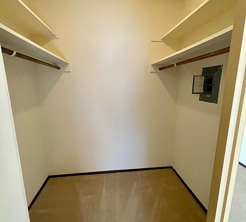 3rd image of 1949 Chestnut St #201