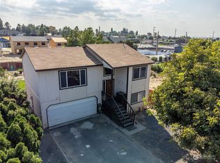 313 W 5th Ave, Warden, WA 98857