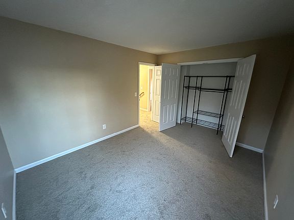 3rd image of 2222 Oak Barrel Ln