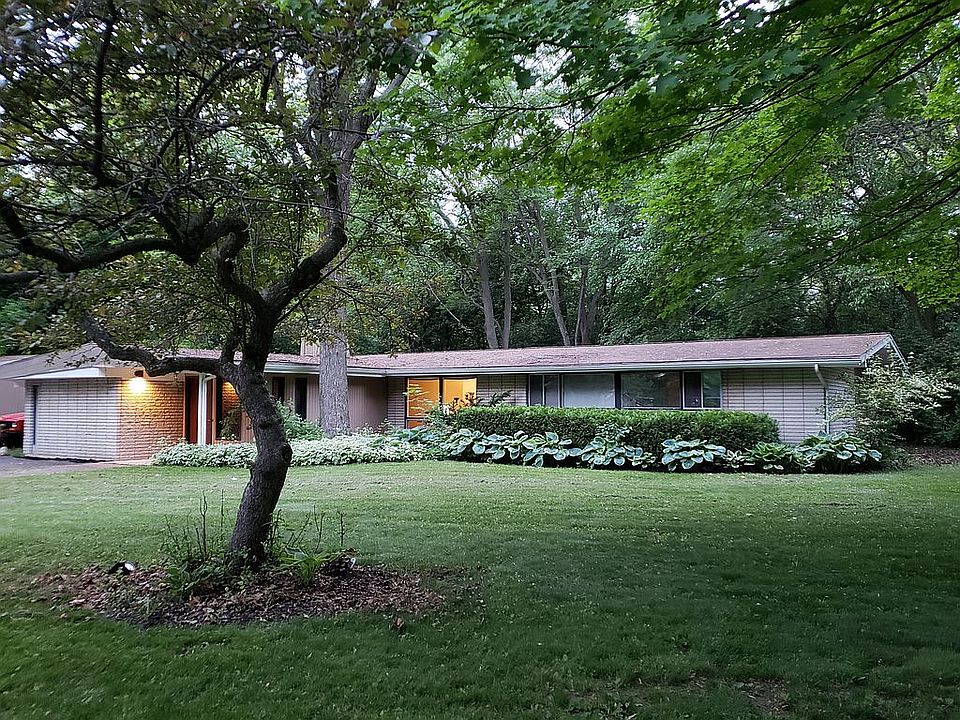 1st image of 29498 Sugar Spring Rd
