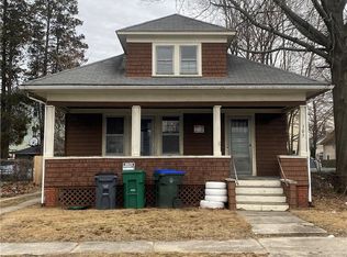 307 Lowell Ave, Providence, RI 02909