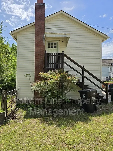 182 Cabarrus Ave E Photo 1