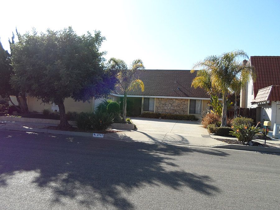 2707 Banyan Way