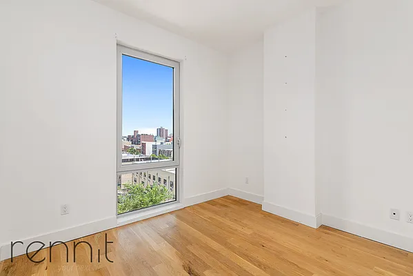 Rented by Rennit Inc. | media 21