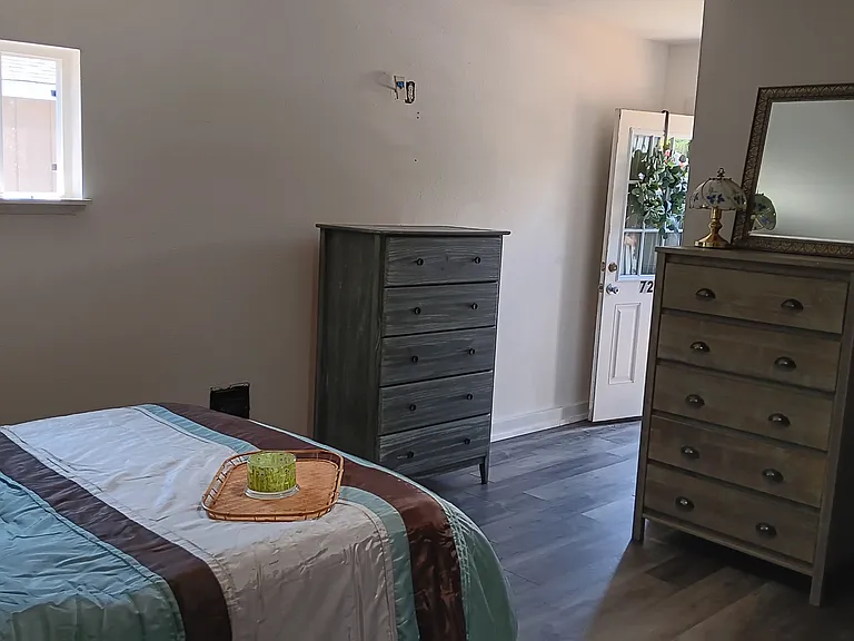 Pictures show semi-furnished option