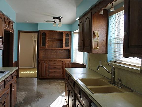 5th image of 2501 Kentfield Dr
