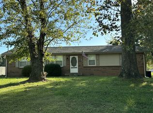 305 Welchwood Dr, Clarksville, TN 37040