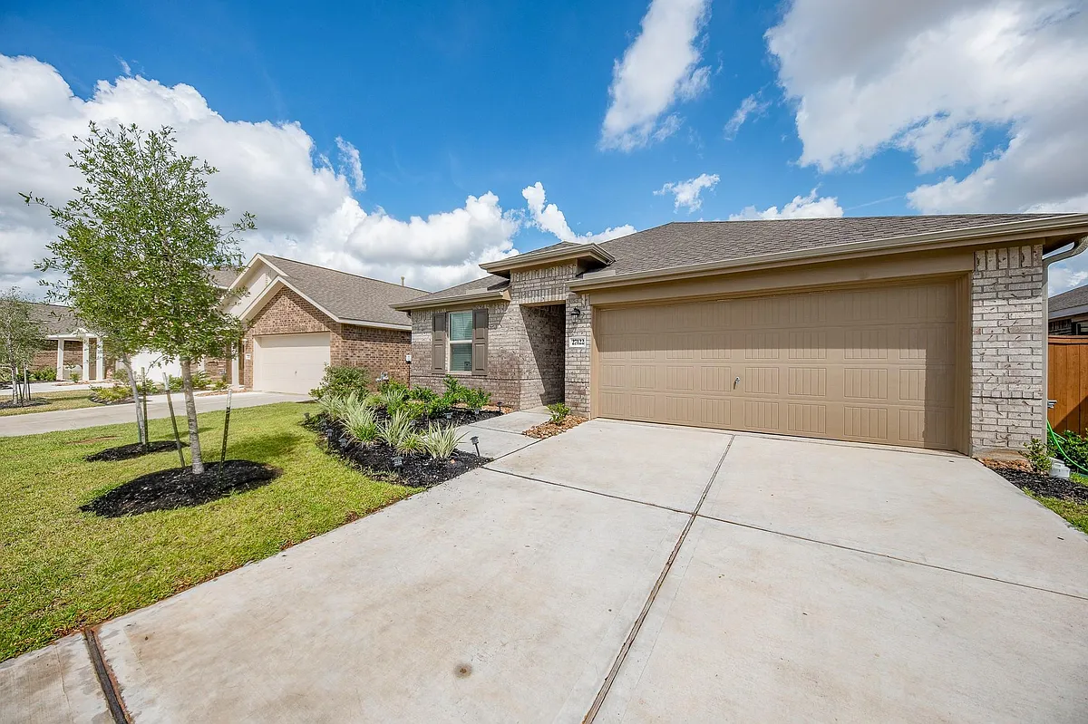 Building Photo - 27122 River Birch Ridge Dr