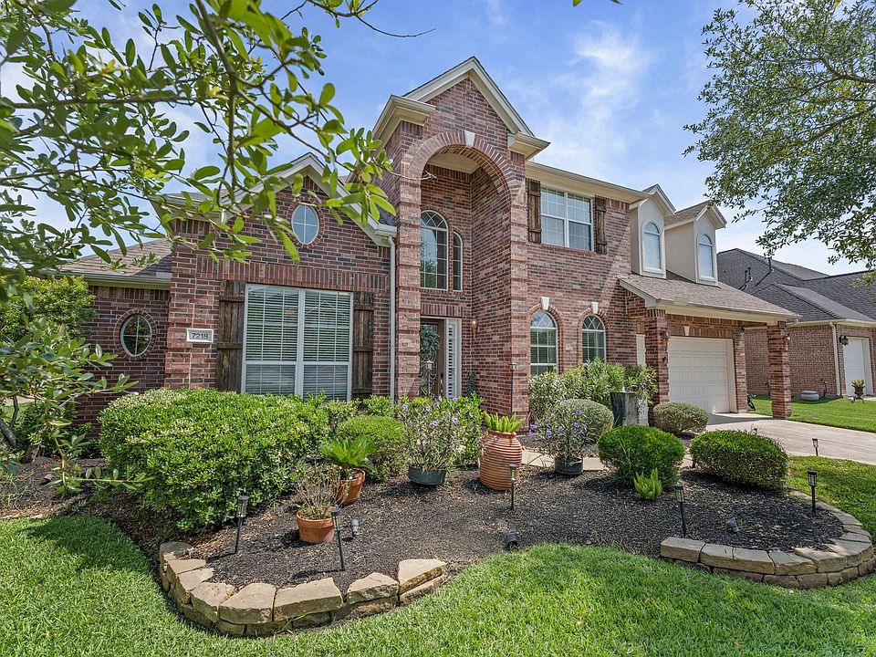1st image of 7218 Diamond Falls Ln