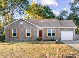 417 Cyprus Ct, Clarksville, TN 37040