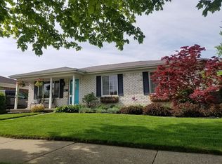 16473 Bowman St, Roseville, MI 48066