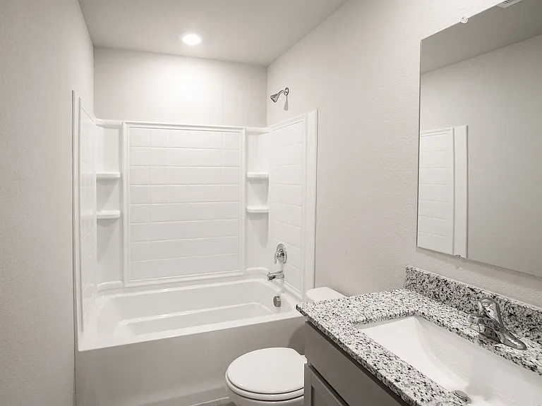 606 Comanche Dr — Photo 18