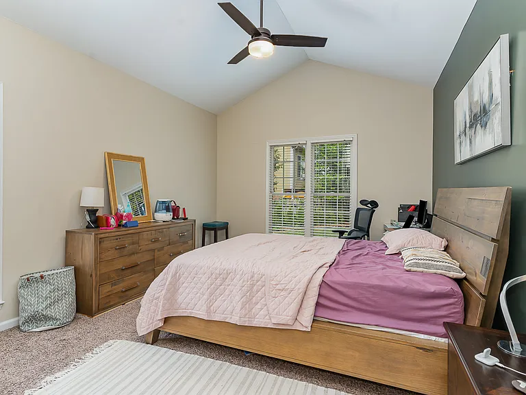 203 Brook Creek Dr — Photo 12