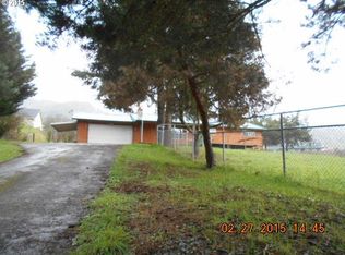 1810 N Myrtle Rd, Myrtle Creek, OR 97457