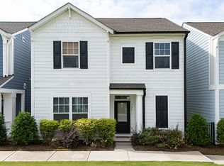 721 Lyndon Station Dr, Pineville, NC 28134