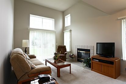 2nd image of 2292 Scott Ln #2292