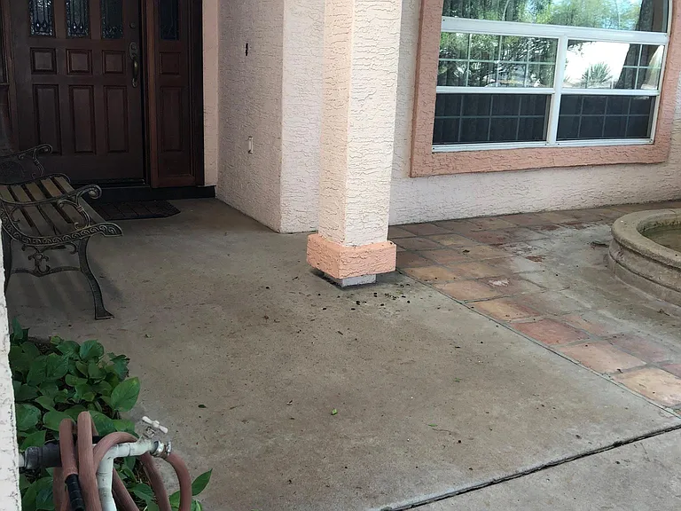 2157 E Alameda Dr — Photo 1