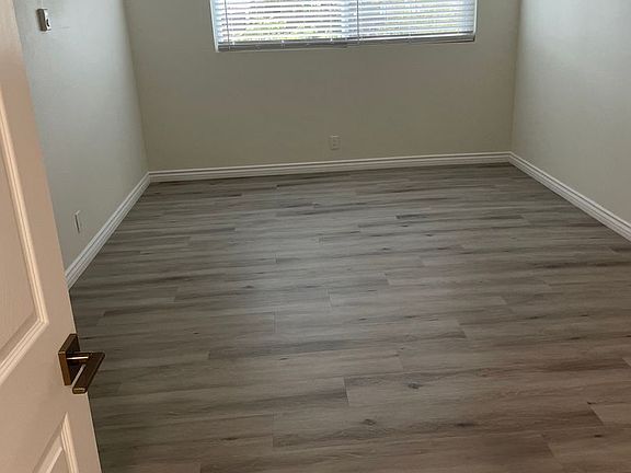 5th image of 2673 Andover Ave APT B