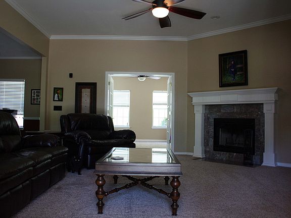 2nd image of 509 Trailridge Cir