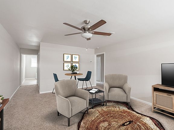 3rd image of 4525-4527 Shalimar Dr Unit 1