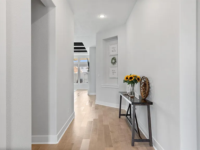 1102 McMurtry Ridge Dr — Photo 4